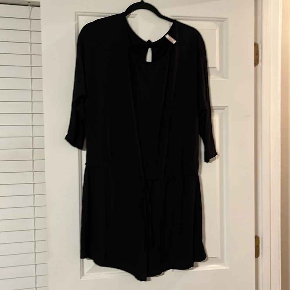 Black 3/4 sleeve romper
